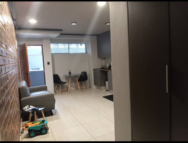 1 BEDROOM APARTMENT TO LET IN UMHLANGA RIDGE
